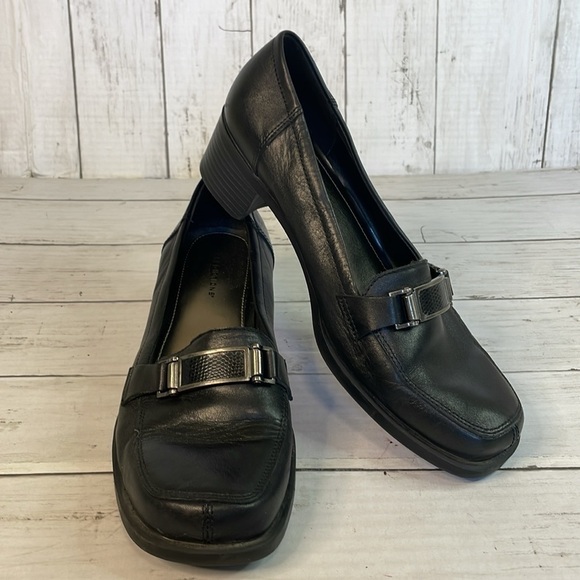 Vintage Predictions Black Leather Pewter Embellished Block Heel Loafer - Picture 11 of 14